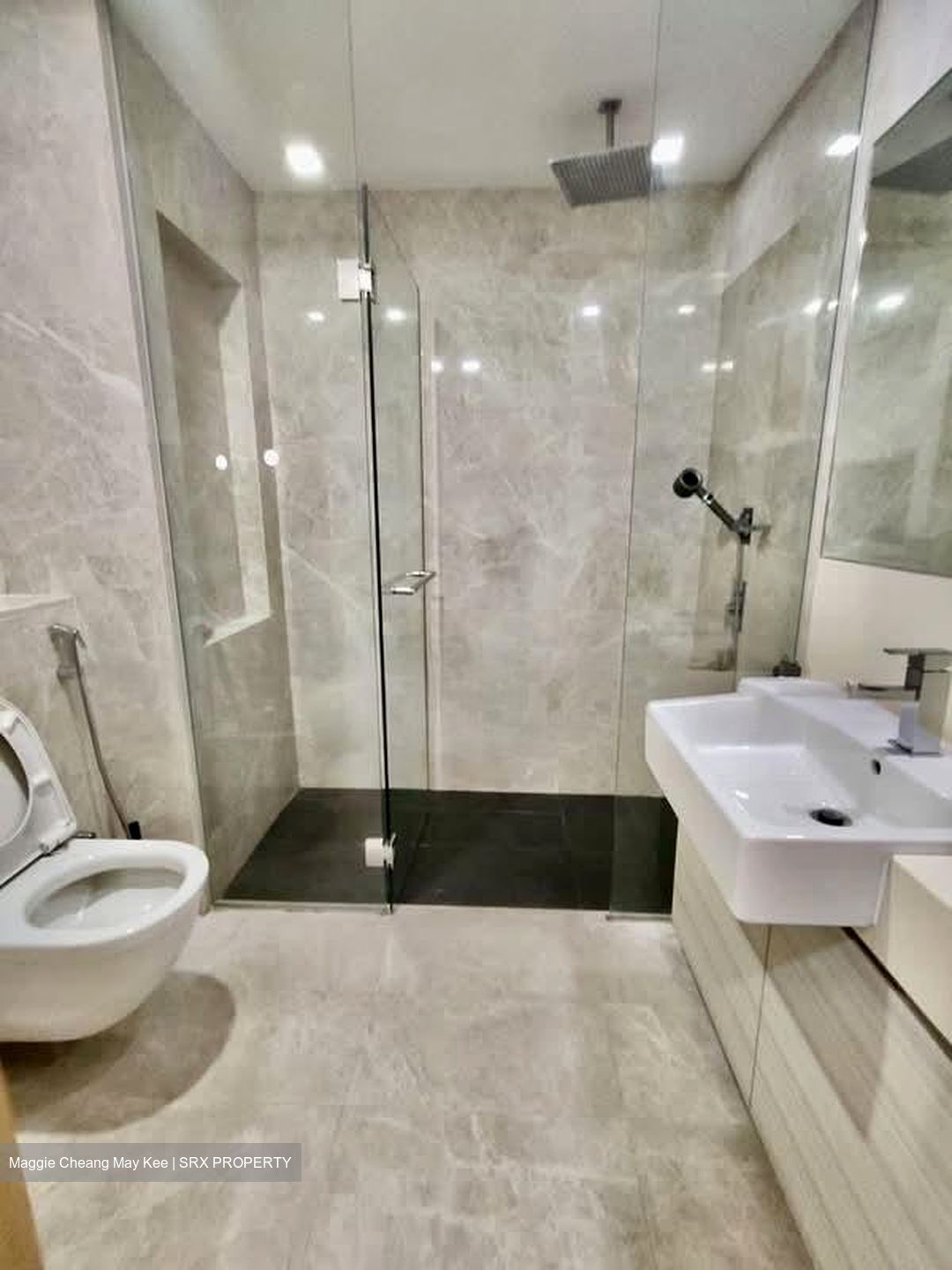 6 Derbyshire (D11), Condominium #554594281